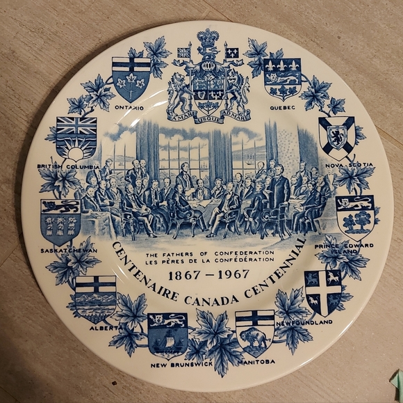 1967 Commemorative Plate - Picture 1 of 4